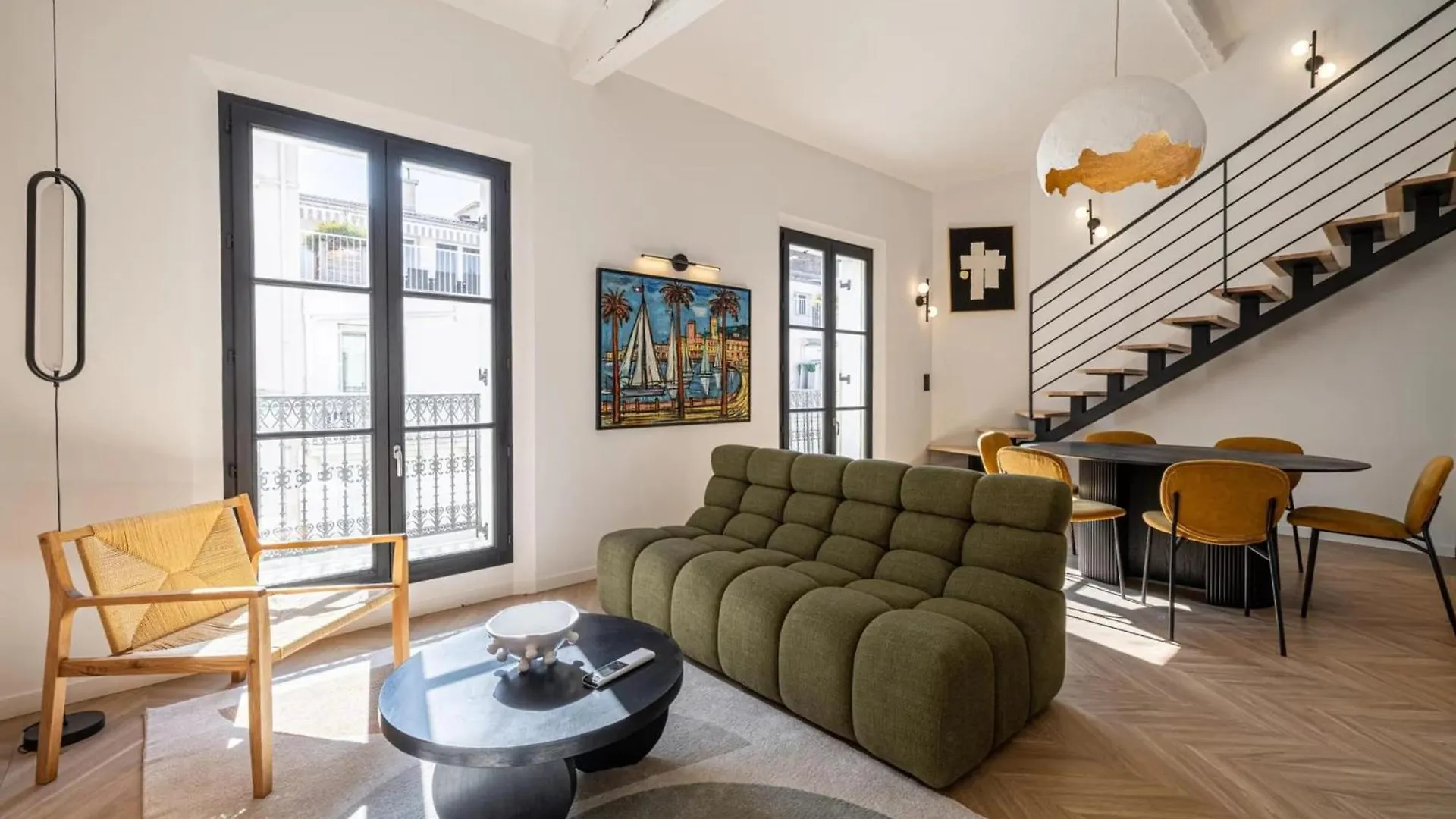 Ref 1993 - Cannes Center Renovated Apartment ile iletişim