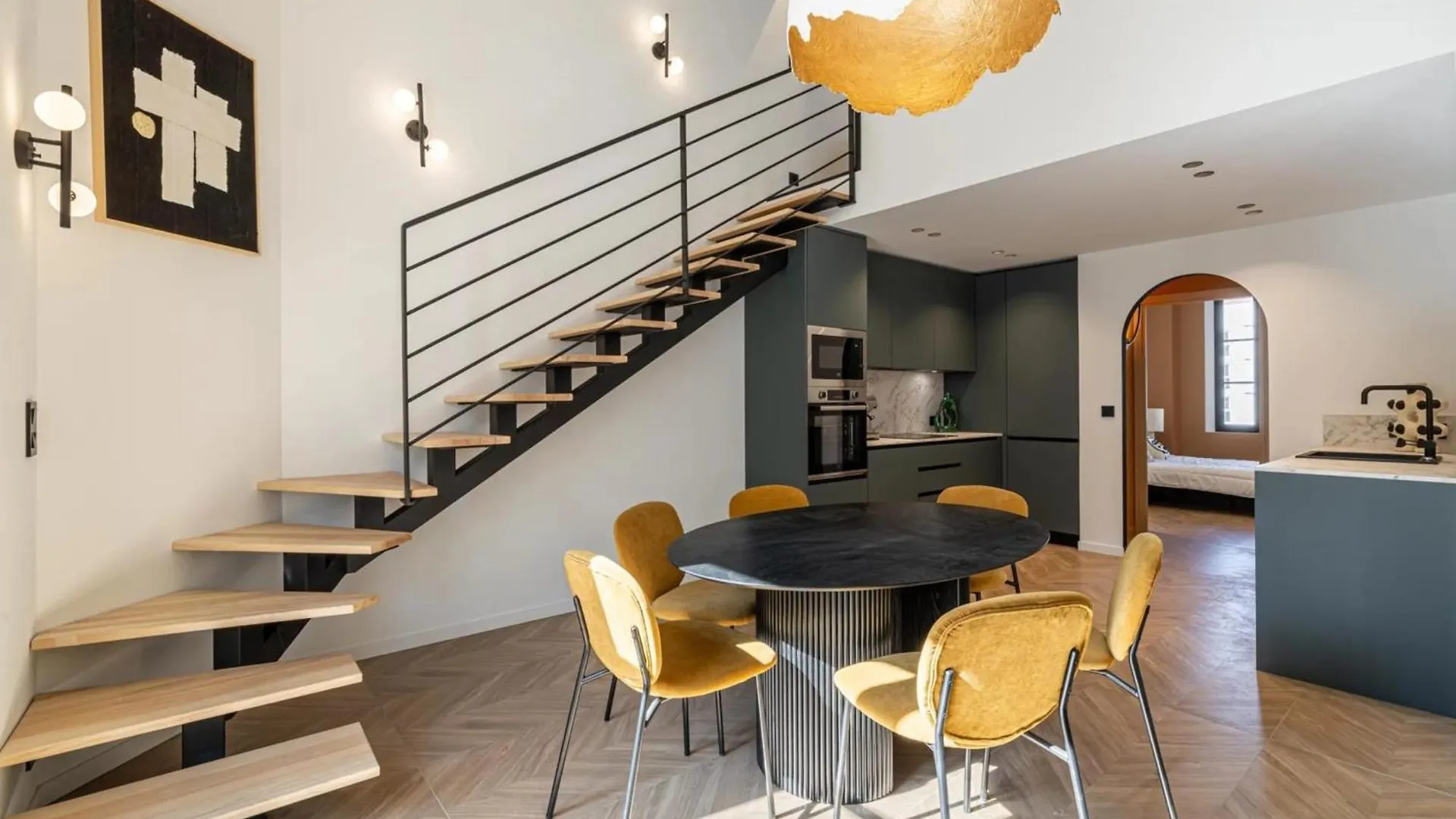 Ref 1993 - Cannes Center Renovated Apartment 0*,